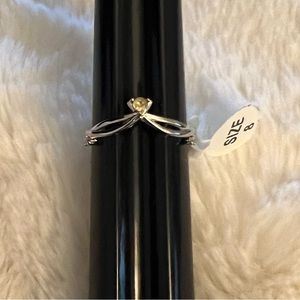 Fragrant Jewels Ring Size 8